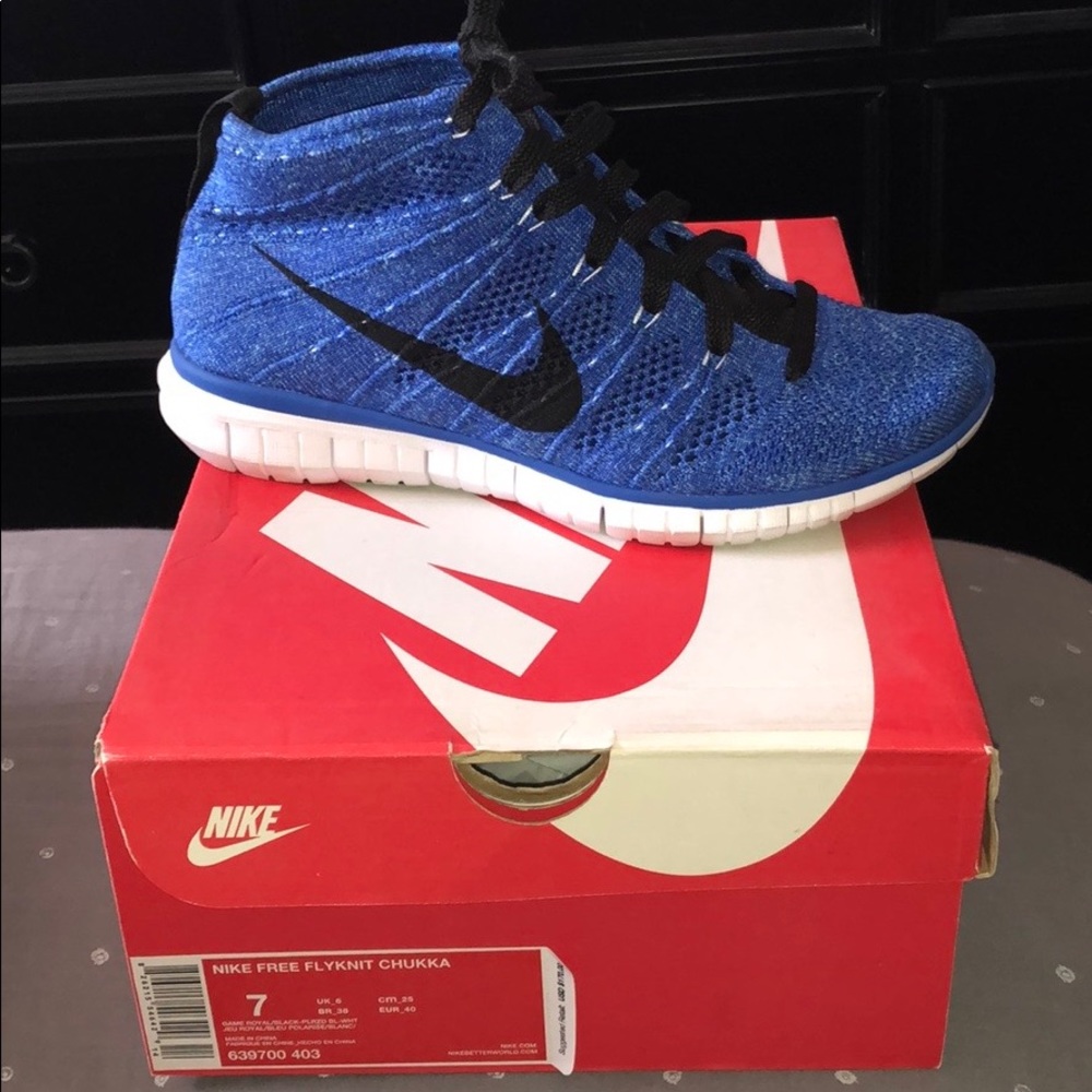 Nike Flyknit Chukka